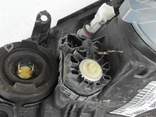 Used Right headlight Right headlight 39179336 39179336