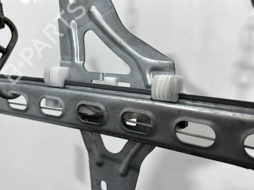 Used Front right window mechanism Front right window mechanism PEUGEOT 108 1.2 (82 hp) 32787146 32787146