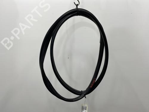 Used Rubber door seal FIAT GRANDE PUNTO (199_) 1.3 D Multijet (75 hp) 23780369