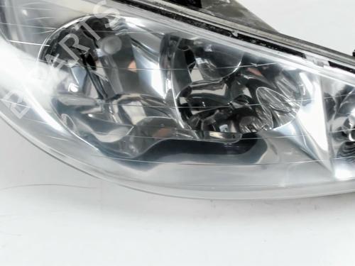 Right headlight PEUGEOT 206 Hatchback (2A/C) 2.0 HDI 90 | BP29956791C29 