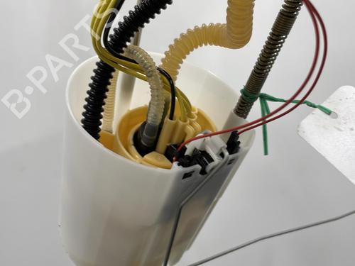 Used Fuel pump Fuel pump RENAULT MASTER III Van (FV) 2.3 dCi 170 FWD (FV0L) (170 hp) 20387895 20387895