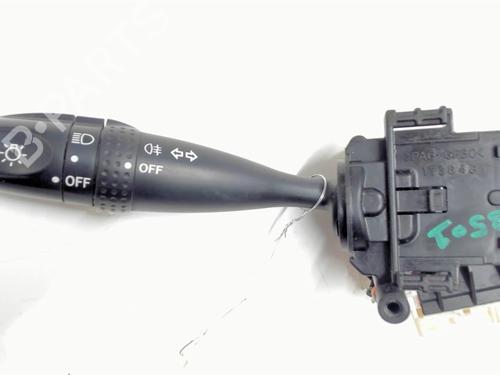 Used Switch TOYOTA COROLLA Verso (_E12_) 2.0 D-4D (CDE120_, CDE120R) (90 hp) 20429169