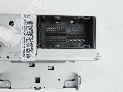Used Radio Radio 38024093 38024093