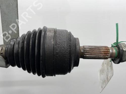 Used Left front driveshaft DACIA SANDERO 1.2 16V (75 hp) 20440797