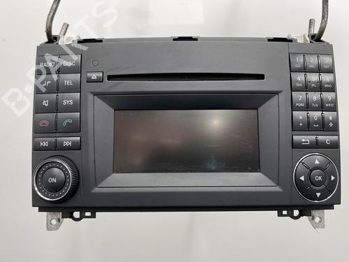 Used Radio MERCEDES-BENZ B-CLASS Sports Tourer (W245) B 180 CDI (245.207) (109 hp) 23779024