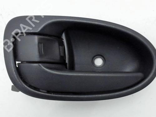 Used Front left interior door handle Front left interior door handle TOYOTA YARIS (_P9_) 1.4 D-4D (NLP90_, NLP90R) (90 hp) 32786853 32786853