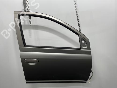 Used Right front door TOYOTA YARIS (_P1_) 1.0 (SCP10_, SCP10R) (65 hp) 28498740