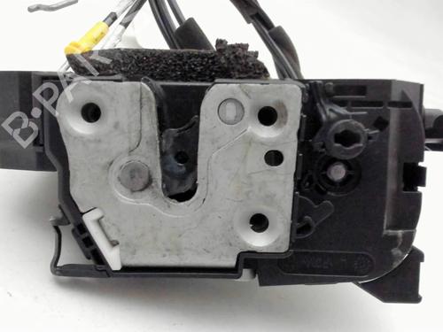 Cerradura puerta trasera izquierda Cerradura puerta trasera izquierda 39576076 39576076