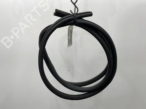 Gummiliste Gummiliste CHRYSLER SEBRING (JS) 2.0 VVT (156 hp) 25210083 25210083