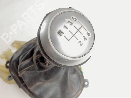 Gear lever KIA SPORTAGE II (JE_, KM_) 2.0 CRDi 4WD | BP20406720M90 