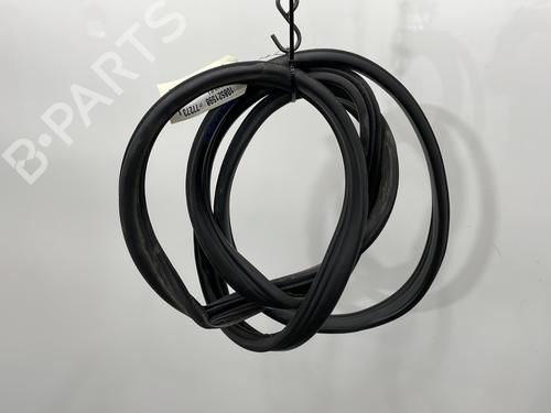 Joint de porte de voiture OPEL CORSA C (X01) 1.7 DI (F08, F68) (65 hp) 27347558