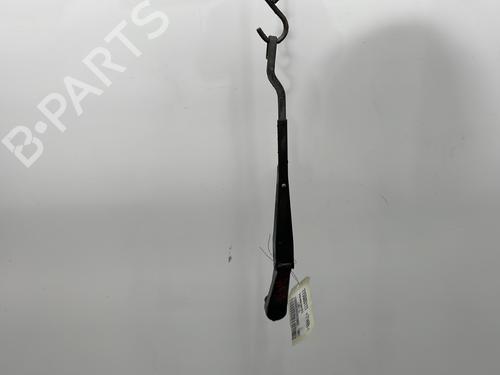 Used Front windshield wiper arm MITSUBISHI L200 (K7_T, K6_T, K5_T) 2.5 TD 4WD (K74T) (115 hp) 30479852