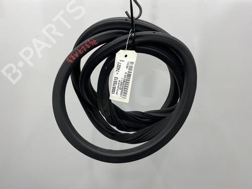 Used Rubber door seal CITROËN DS5 2.0 HDi 165 (163 hp) 23778816