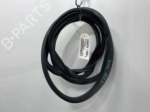 Guarnizione porta Guarnizione porta MAZDA CX-5 (KE, GH) 2.2 D AWD (KE2AW) (150 hp) 33834336 33834336