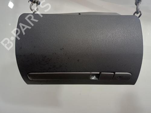 Used Glove box Glove box 38943312 38943312