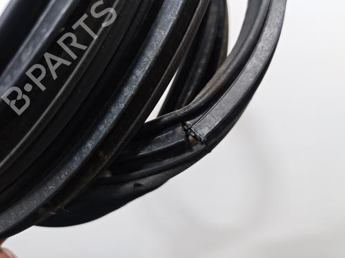 Used Rubber door seal Rubber door seal CITROËN C1 (PM_, PN_) 1.0 (68 hp) 33870581 33870581