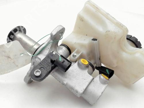 Brake master cylinder CUPRA ATECA (KH7, KHP, KBP) 2.0 TSI 4Drive | BP38101423M77 - Image 6