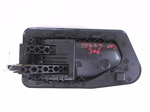 Used Front right interior door handle Front right interior door handle PEUGEOT 306 Hatchback (7A, 7C, N3, N5) 1.9 DT (90 hp) 20444082 20444082