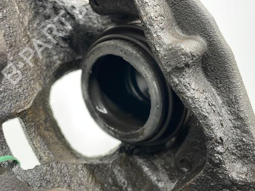 Used Right front brake caliper Right front brake caliper FORD GALAXY II (WA6) 2.0 TDCi (140 hp) 23780669 23780669
