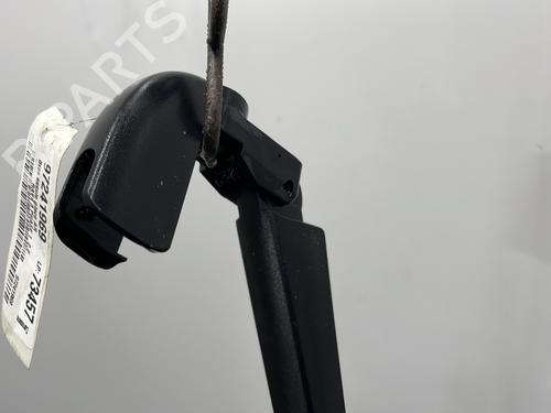 Used Rear windshield wiper arm Rear windshield wiper arm TOYOTA RAV 4 III (_A3_) 2.2 D 4WD (ALA30_, ALA30R) (136 hp) 22104768 22104768