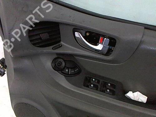 Right front door HYUNDAI SANTA FÉ I (SM) 2.0 CRDi 4x4 | BP20460112C3
