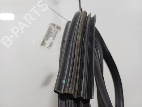 Used Rubber door seal Rubber door seal DACIA LODGY (JS_) 1.2 TCe (JSAY, JSM0) (115 hp) 36149942 36149942