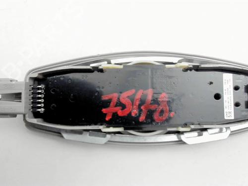 Plafonier Plafonier FORD MONDEO IV Turnier (BA7) 2.0 TDCi (140 hp) 22103974 22103974