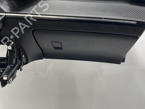 Used Dashboard Dashboard PEUGEOT 2008 II (UD_, US_, UY_, UJ_, UR_, UC_) 1.2 PureTech 100 (USHNK) (101 hp) 32138923 32138923