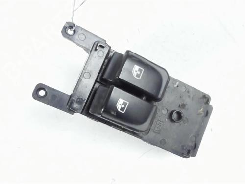 Używane Przełącznik szyby przedniej lewej HYUNDAI i20 I (PB, PBT) 1.4 CRDi (75 hp) 31159448