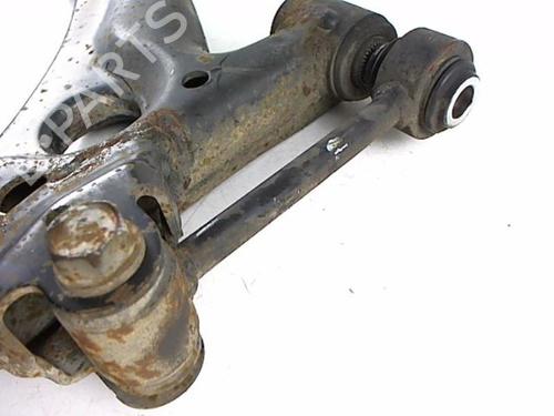 Right front suspension arm TOYOTA AVENSIS Liftback (_T22_) 2.0 D-4D (CDT220_, CDT220R) | BP20454866M13 