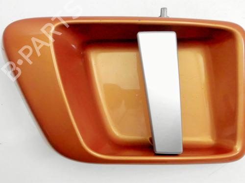 Używane Klamka zewnętrzna drzwi przednich prawych PEUGEOT 1007 (KM_) 1.4 HDi (68 hp) 31679239