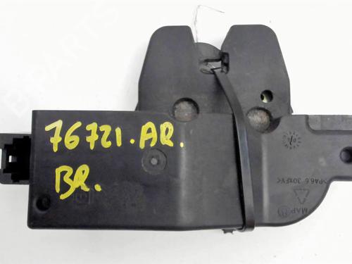 Used Tailgate lock CITROËN C4 I (LC_) 1.6 16V (109 hp) 24473786