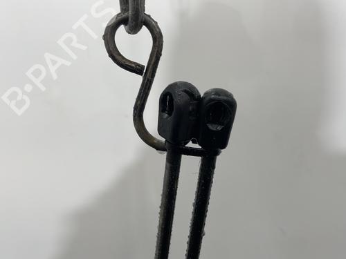Used Tailgate lift support Tailgate lift support RENAULT CLIO I (B/C57_, 5/357_) 1.4 (80 hp) 30602736 30602736