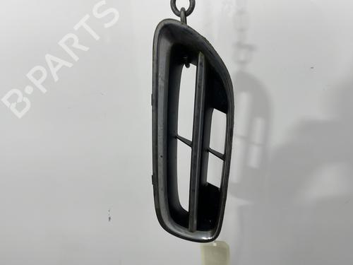 Used Grille NISSAN MICRA II (K11) 1.0 i 16V (K11) (54 hp) 29603949