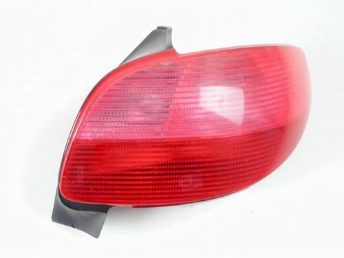 Used Right taillight PEUGEOT 206 Hatchback (2A/C) 1.4 HDi eco 70 (68 hp) 27091867