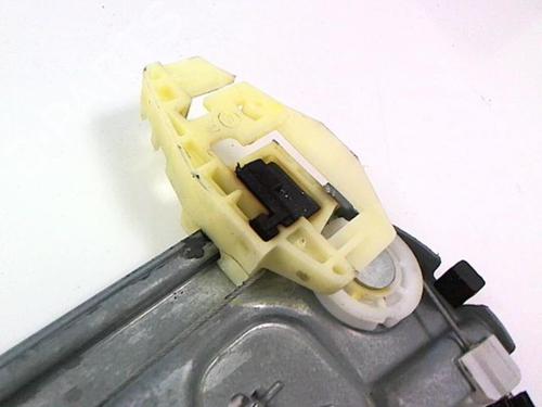 Front left window mechanism PEUGEOT 1007 (KM_) 1.4 HDi | BP20459686C22 