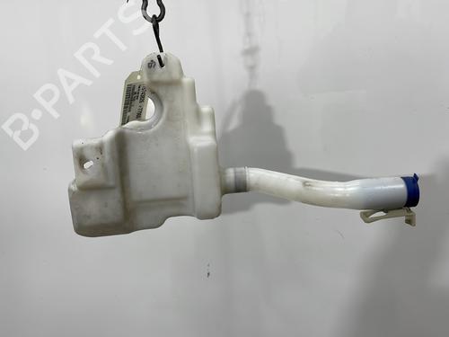 Used Windscreen washer tank FIAT 500L (351_, 352_) 1.3 D Multijet (199LXY1A, 199LXY11) (84 hp) 30443927