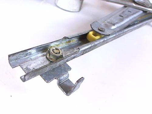 Used Front right window mechanism Front right window mechanism ALFA ROMEO 166 (936_) 2.4 JTD (936A2B__) (140 hp) 20444270 20444270