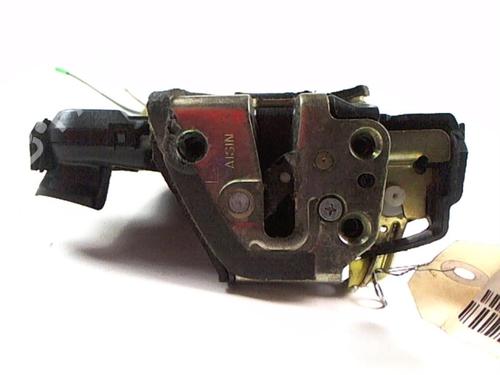 Front left lock TOYOTA COROLLA (_E12_) 2.0 D-4D (CDE120R, CDE120L_) | BP20462893C98 