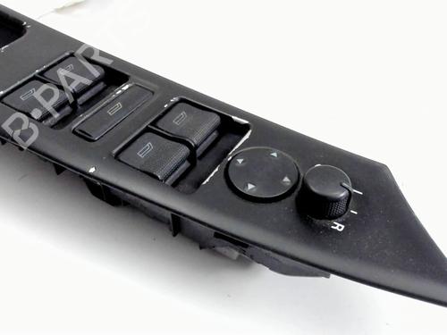 Interrupteur de vitre avant gauche AUDI A8 D2 (4D2, 4D8) S8 quattro | BP30913088I27