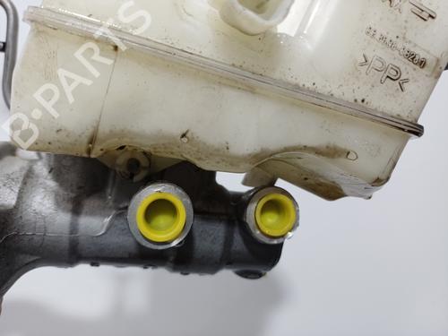Used Brake master cylinder Brake master cylinder FORD FOCUS III Saloon [2010-2020] 36337806 36337806