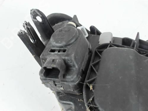 Faro izquierdo PEUGEOT 206 Hatchback (2A/C) 1.4 i | BP28361724C28 
