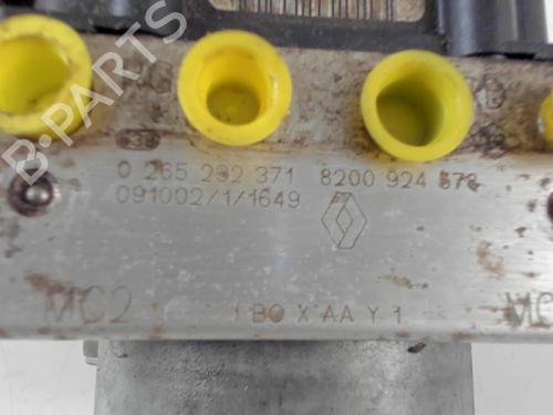 Used ABS pump RENAULT CLIO II (BB_, CB_) 1.2 16V (BB05, BB0W, BB11, BB27, BB2T, BB2U, BB2V, CB05,... (75 hp) 20405796
