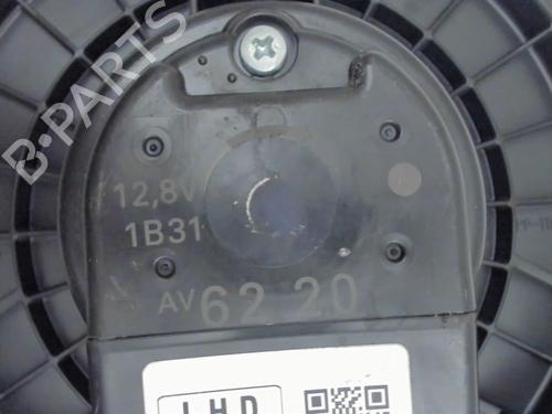 Used Heater blower motor Heater blower motor FORD MONDEO V Hatchback (CE) 2.0 TDCi (150 hp) 20428530 20428530