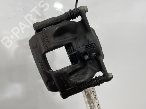 Used Right front brake caliper MERCEDES-BENZ GLA-CLASS (X156) GLA 200 CDI / d (156.908) (136 hp) 29921768