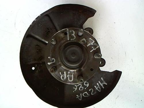 Used Left rear steering knuckle MAZDA 626 IV (GE) 2.0 D GLX Comprex (GEFP) (75 hp) 21205585