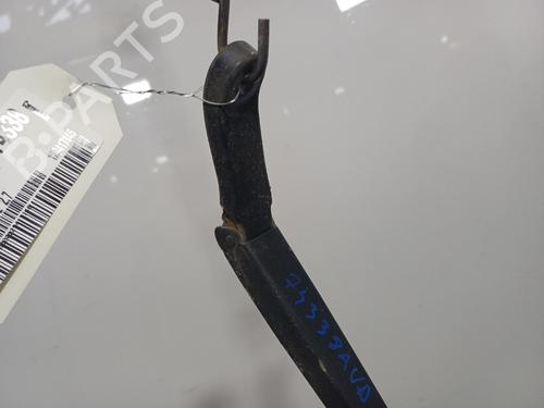 Used Front windshield wiper arm Front windshield wiper arm 37727960 37727960
