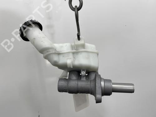 Used Brake master cylinder Brake master cylinder MITSUBISHI OUTLANDER III (GG_W, GF_W, ZJ, ZL, ZK) 2.4 Hybrid 4WD (GG3W) (208 hp) 26641957 26641957