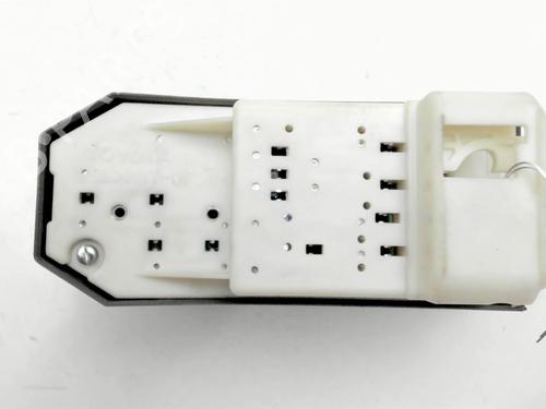 Left front window switch TOYOTA YARIS (_P13_) | BP37275197I27 - Image 4