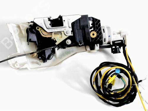 Front right lock MERCEDES-BENZ S-CLASS (W220, V220) S 320 CDI (220.026, 220.126) | BP31871458C97